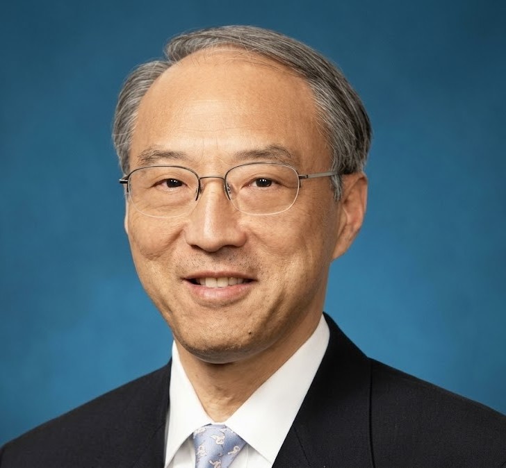 董建成先生