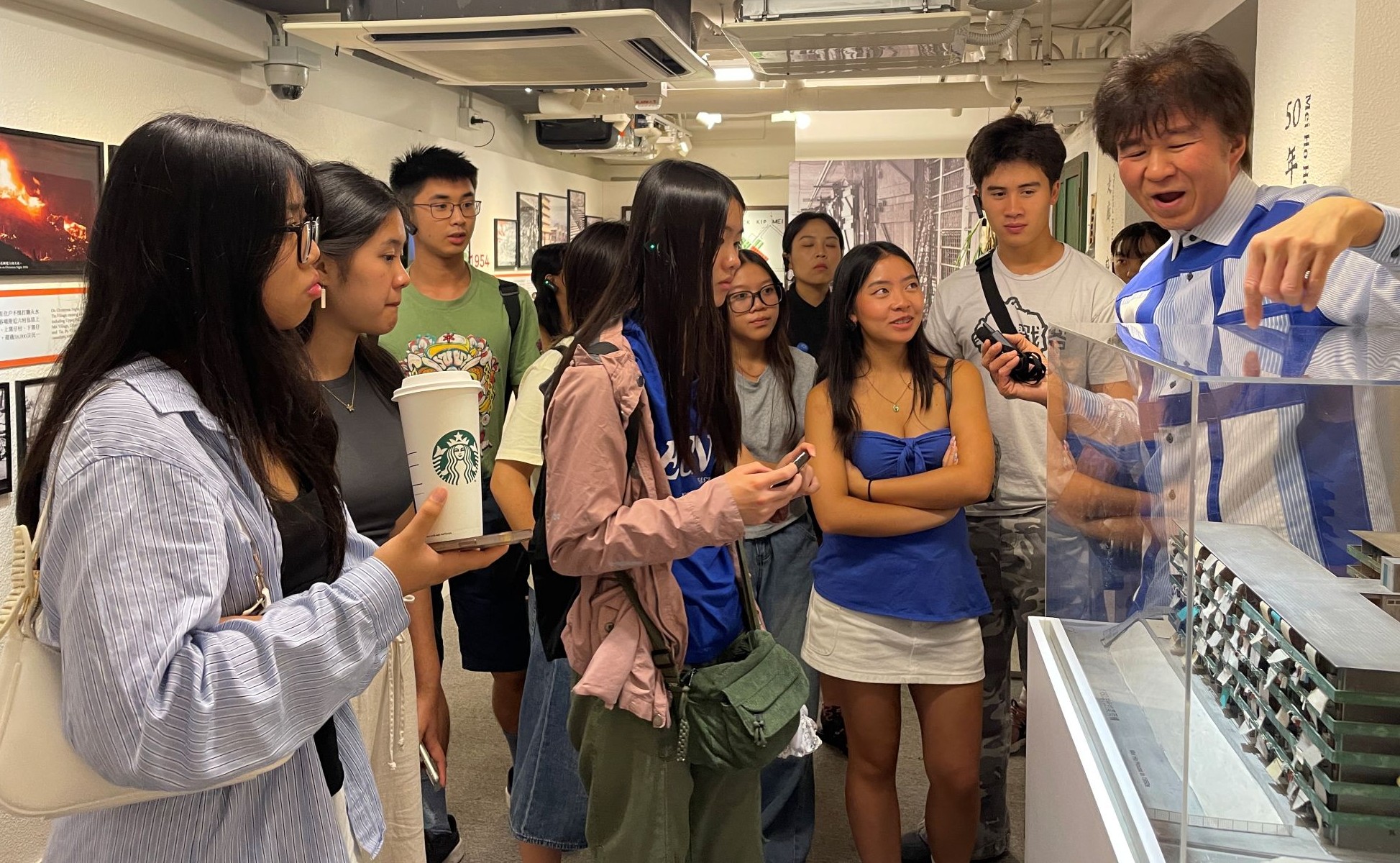 中美交流基金會歡迎華美協進社學生訪問香港